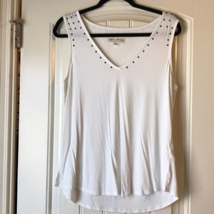 Idyllwind white tank